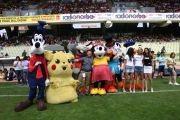 mascott2